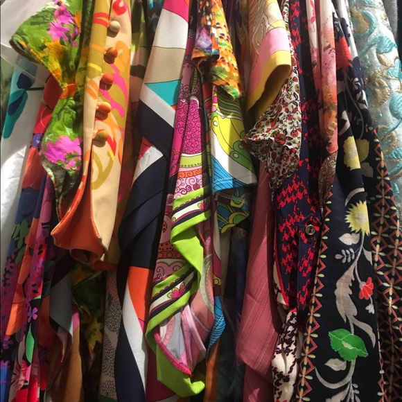 Meet your Posher😃! Hi 👋, I’m Sharon🎁 - Picture 5 of 8